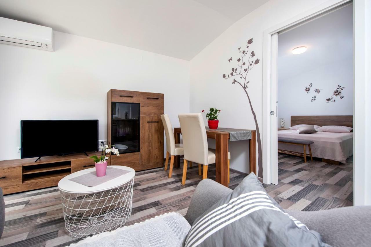 Paola Cozy Apartma Rovinj